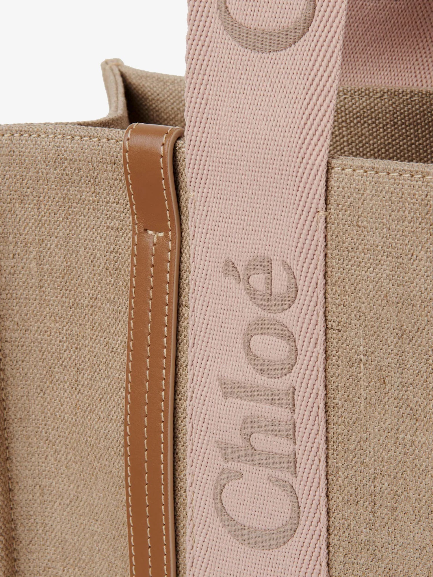Woody linen shoulder bag with front embroidered logo