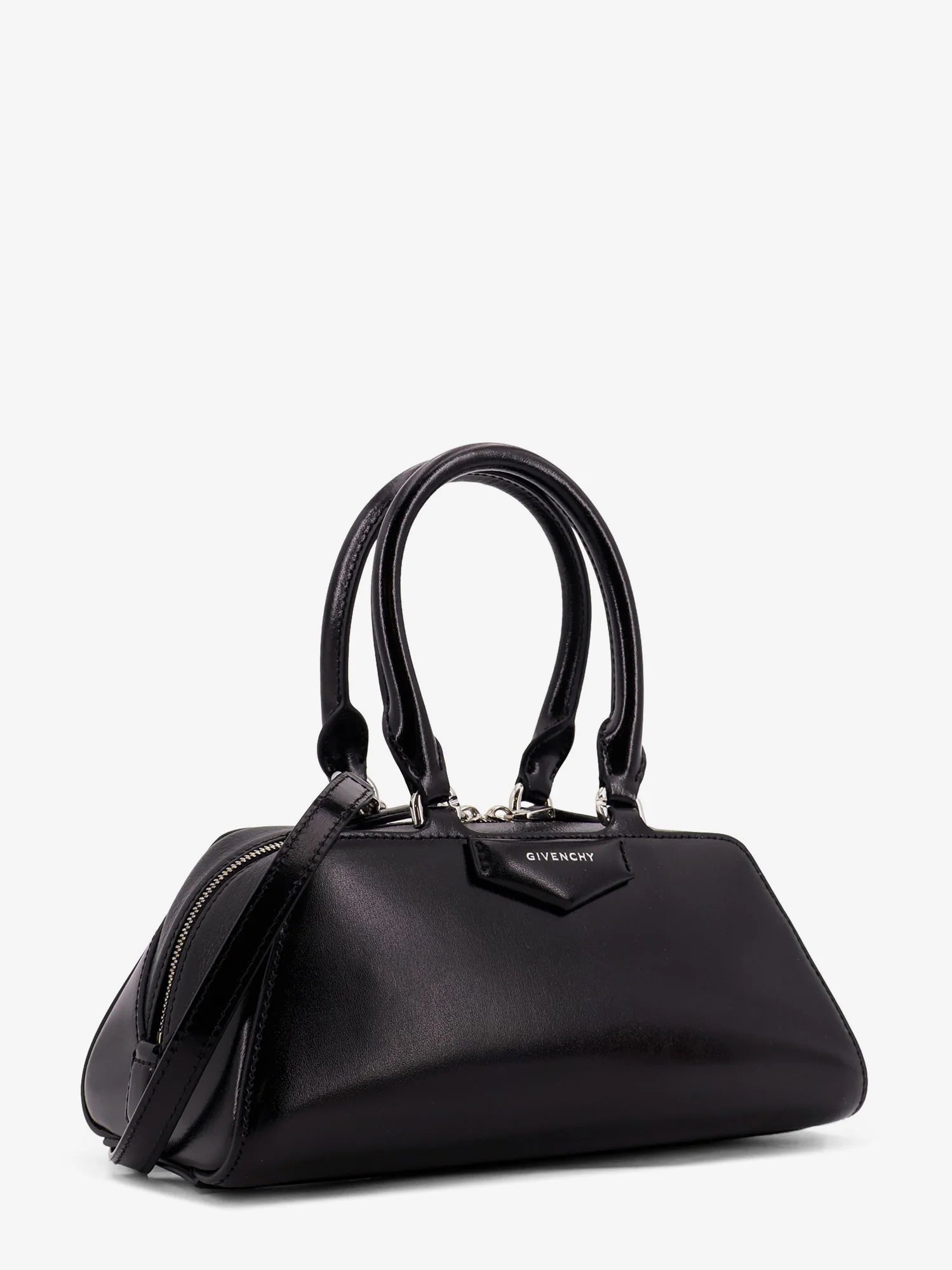 Antigona Mini leather shoulder bag