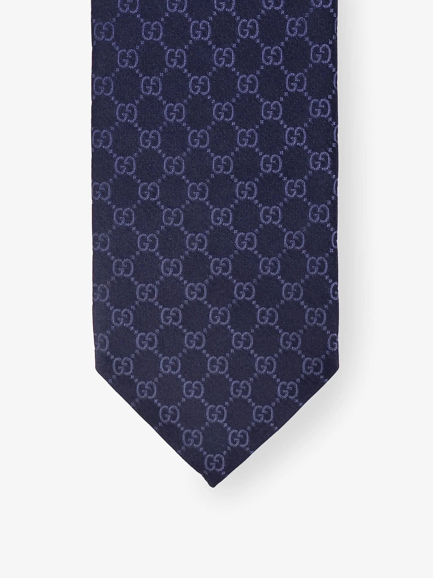 Silk tie