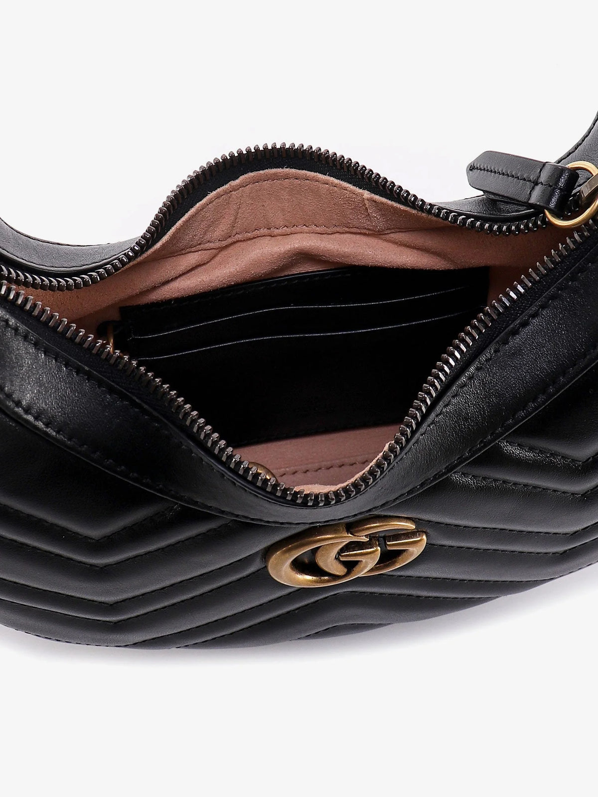 GG Marmont quilted leather shoulder bag with metal GG logo