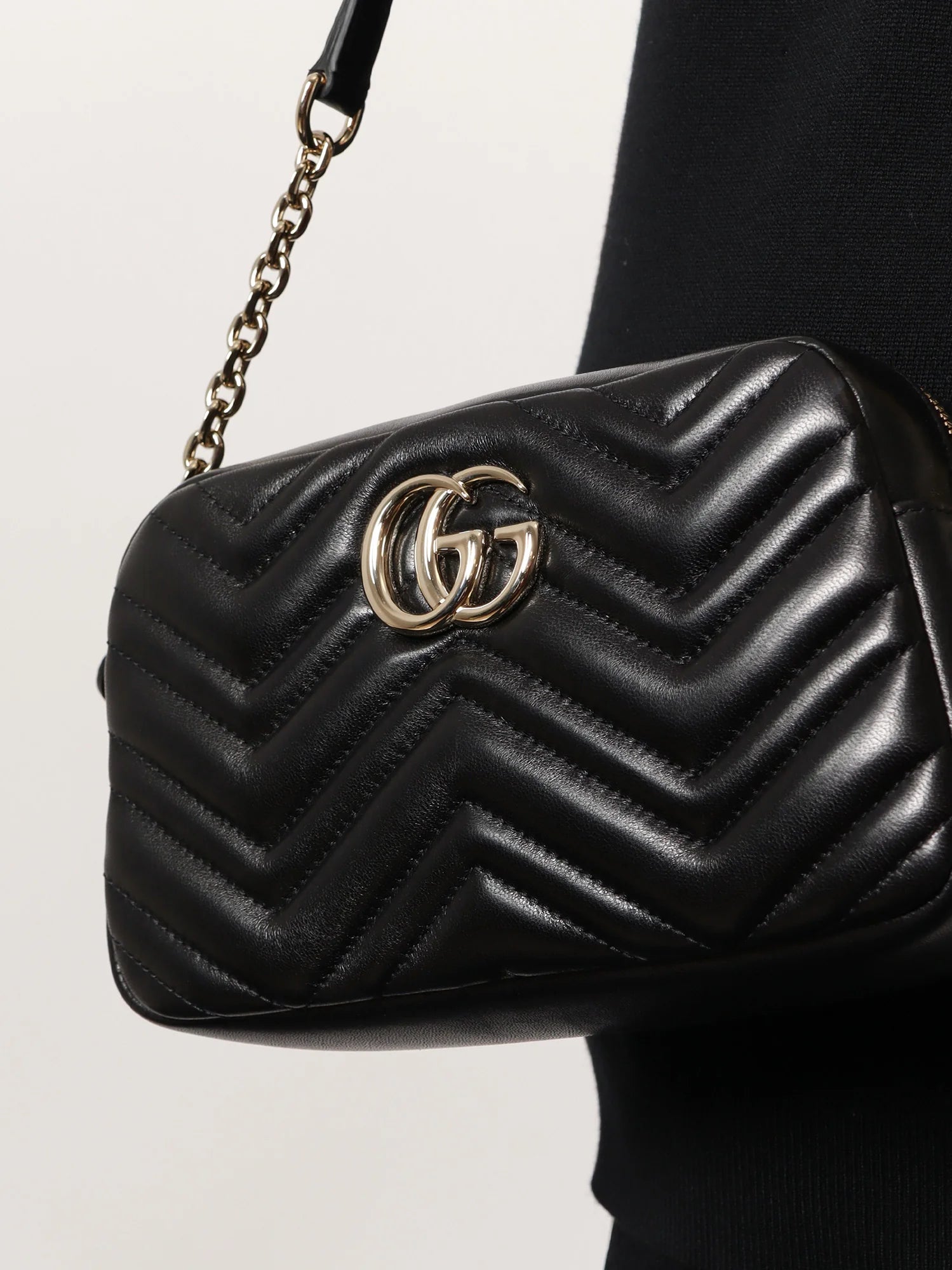 GG Marmont leather camera bag