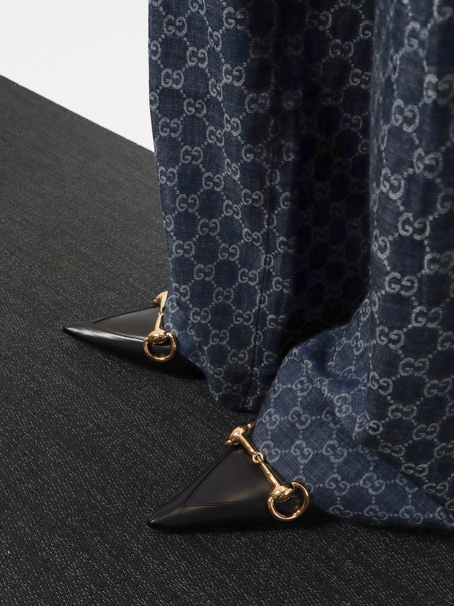 Boulevard leather pumps
