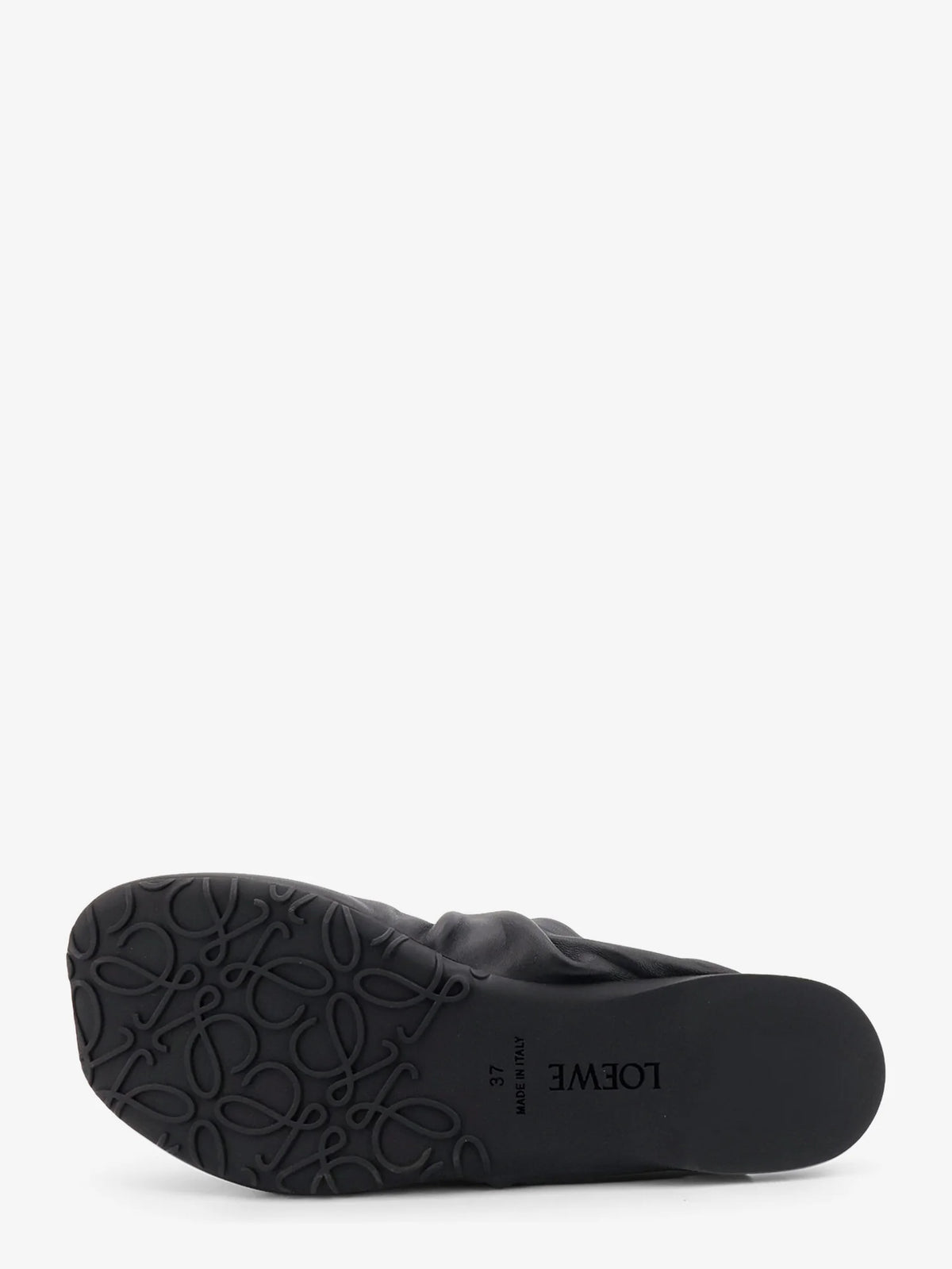 Pebble Soft low leather sandals