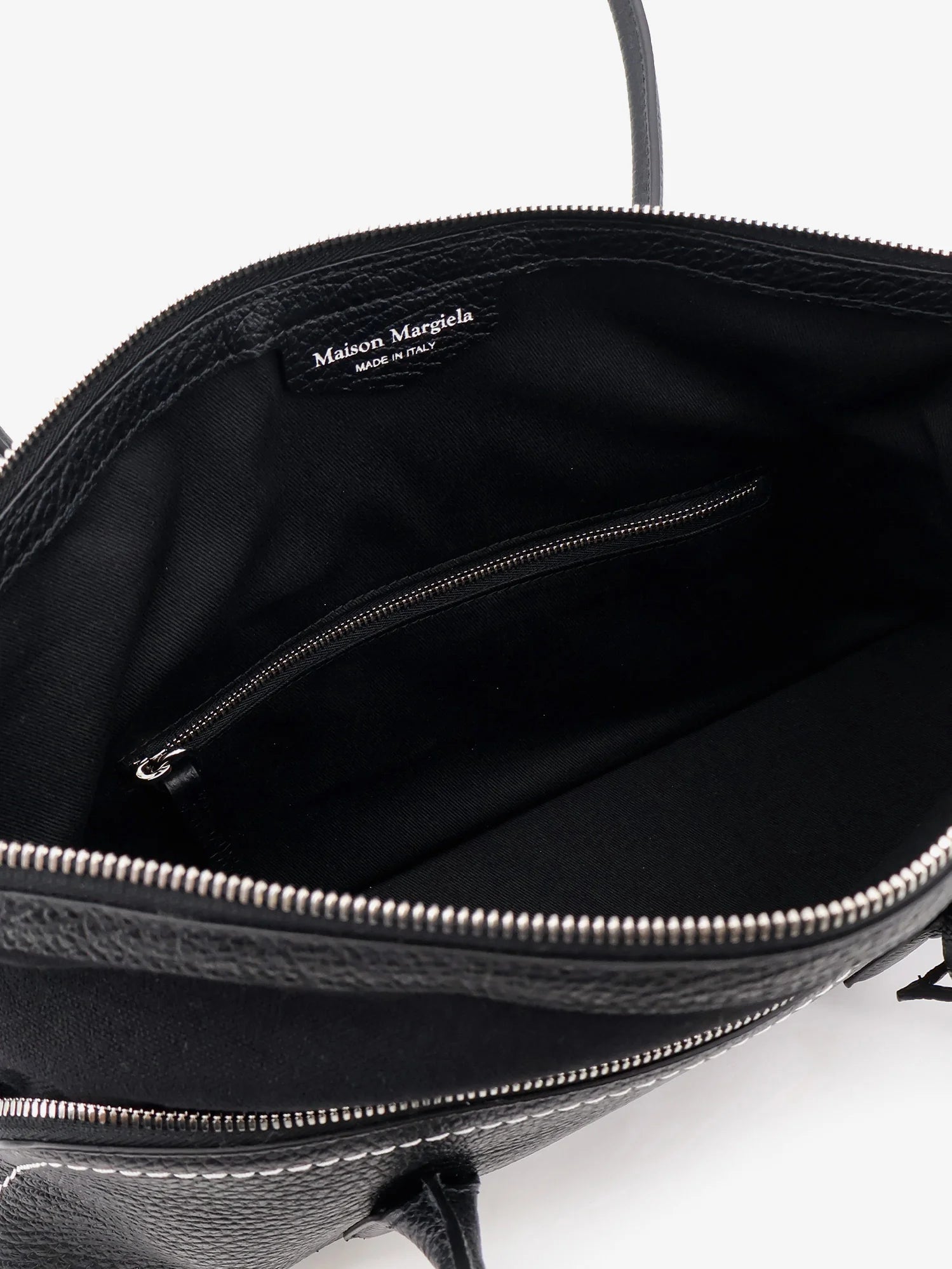 5AC Shoulder East West Leather Shoulder Bag