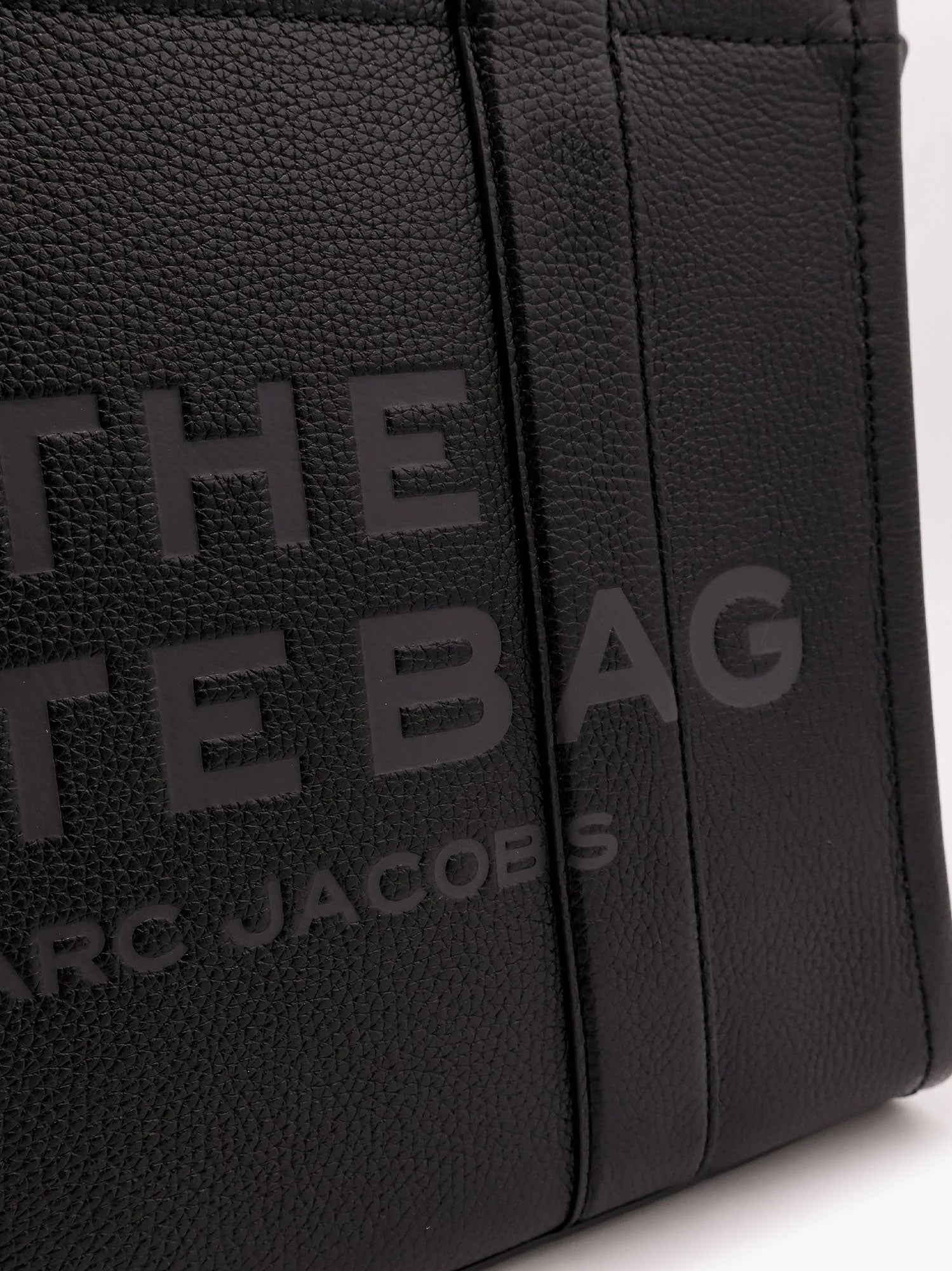 Leather shoulder bag with logo on the front