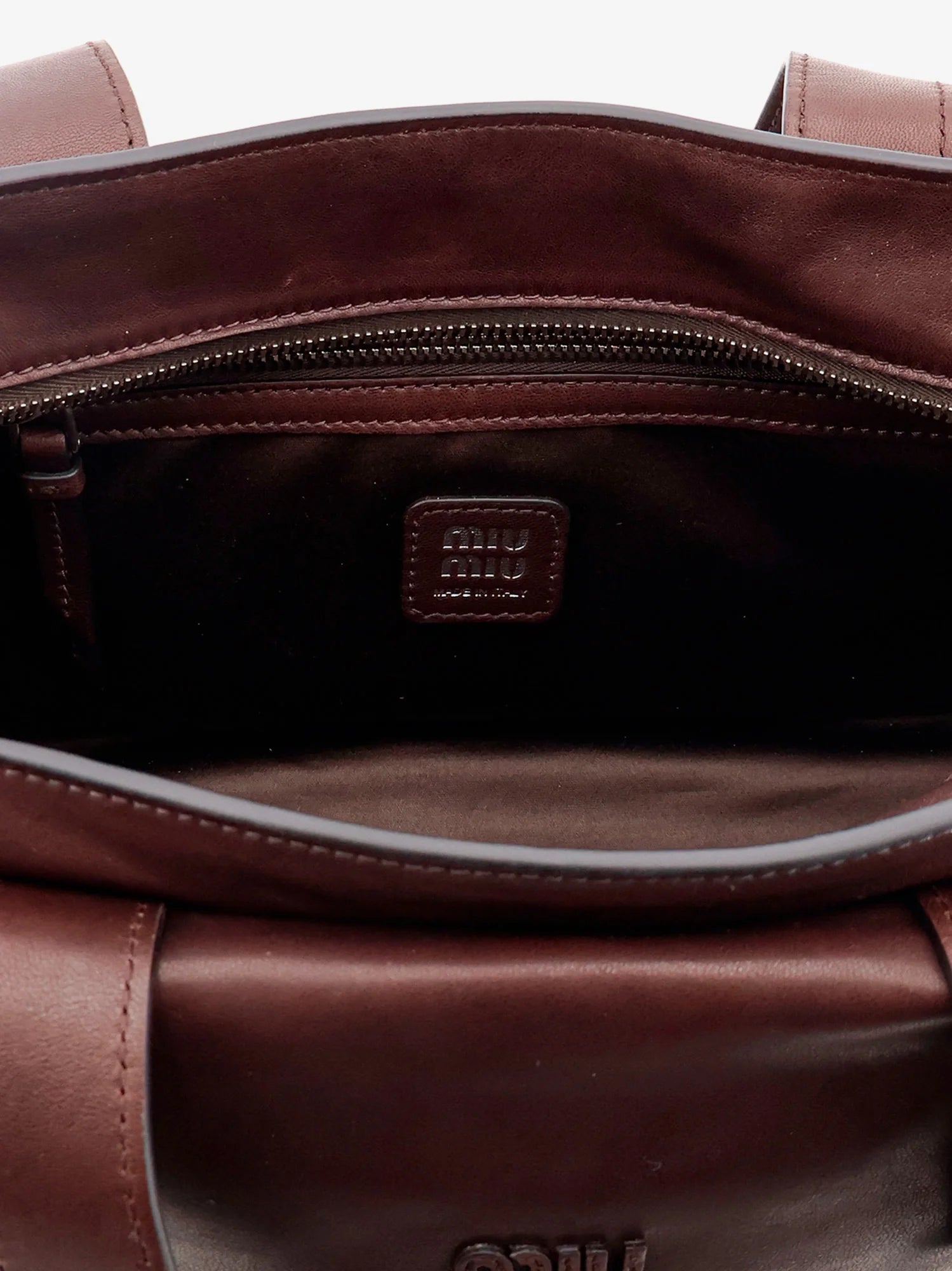 Utilitaire leather crossbody bag