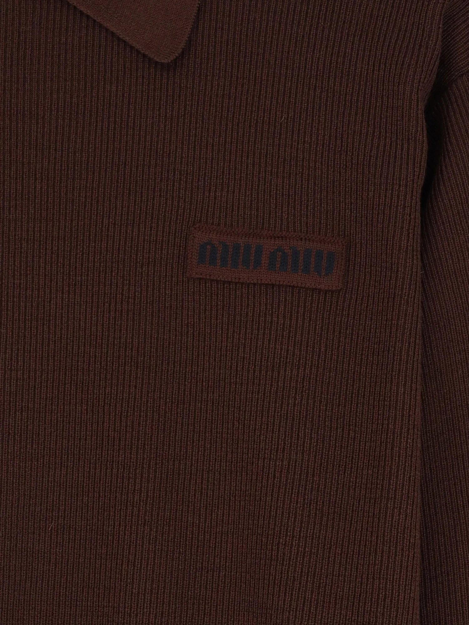 Wool polo shirt with embroidered logo on the front