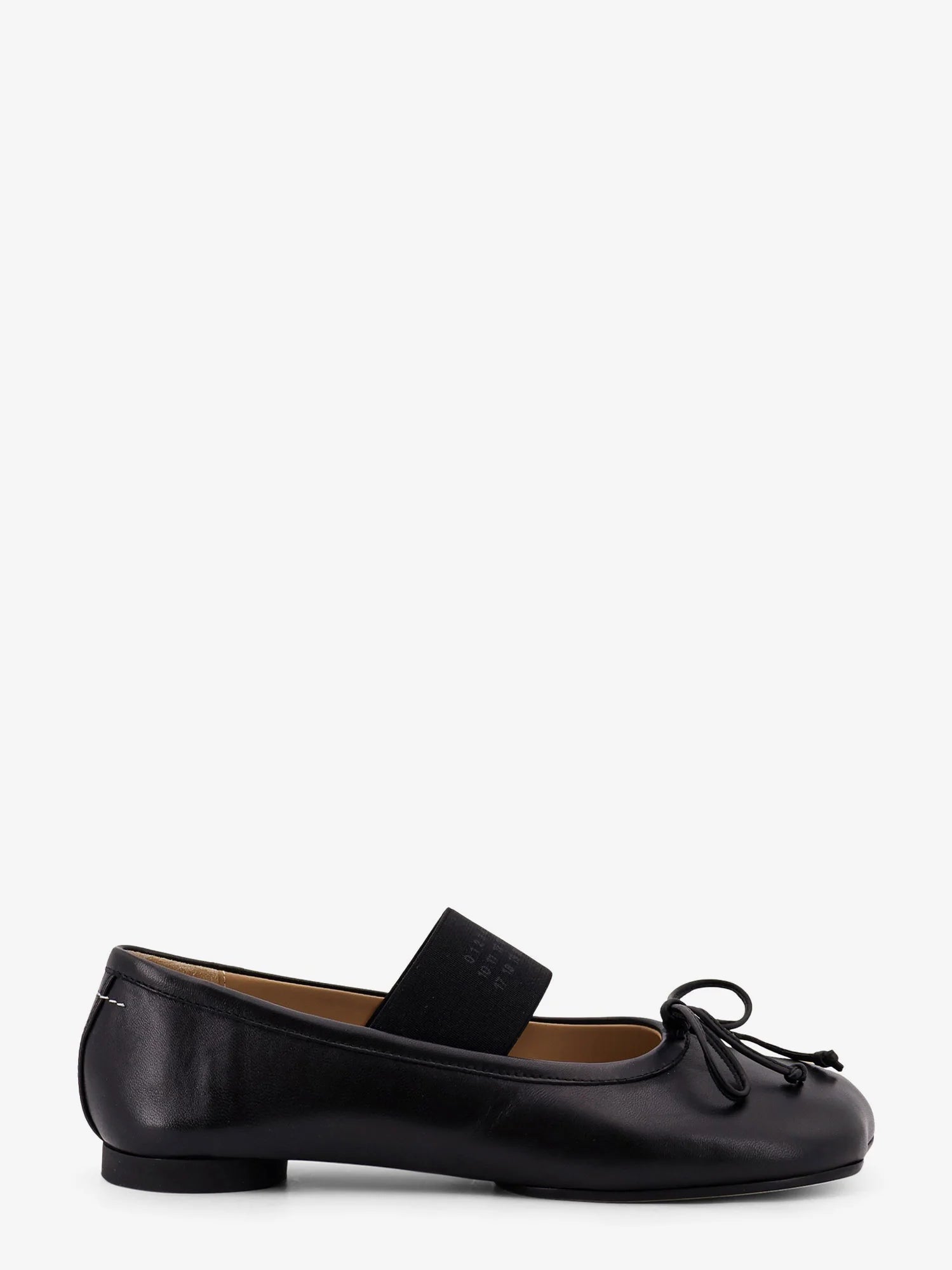 Leather ballerinas