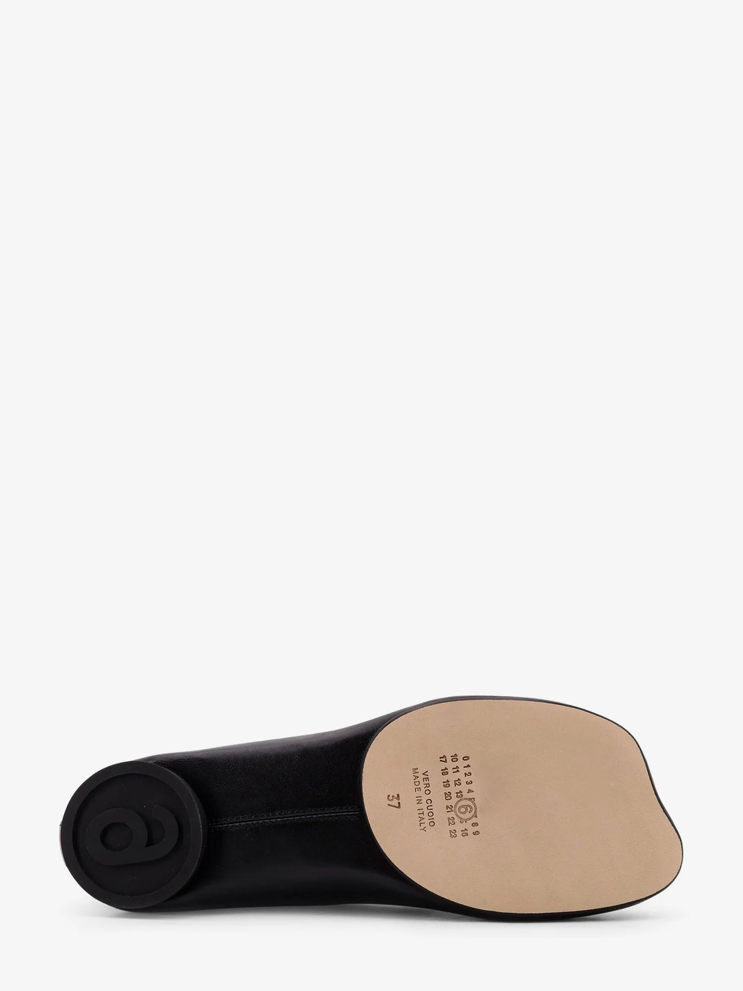 Leather ballerinas