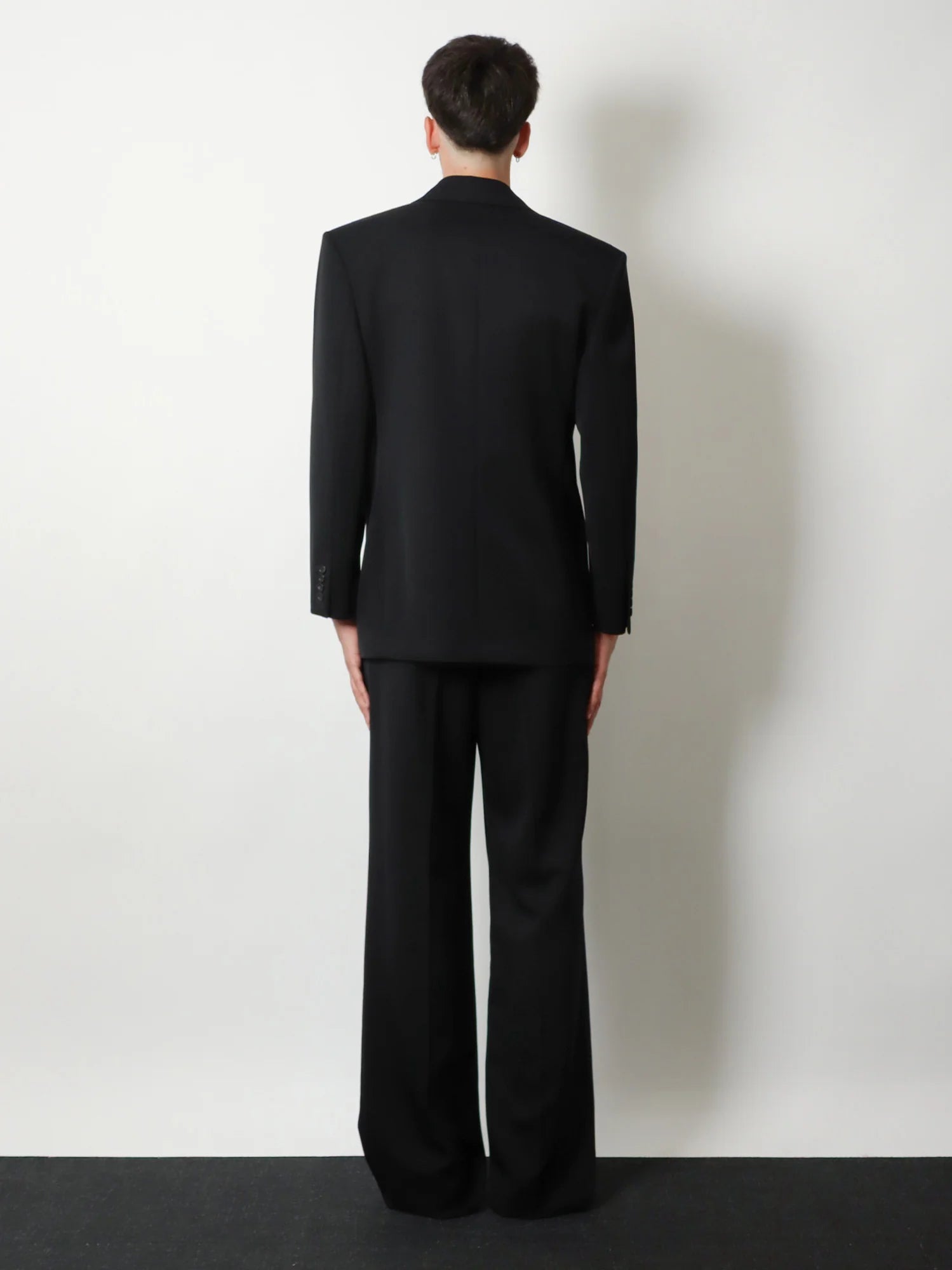 Fluid tailored certified wool trousers