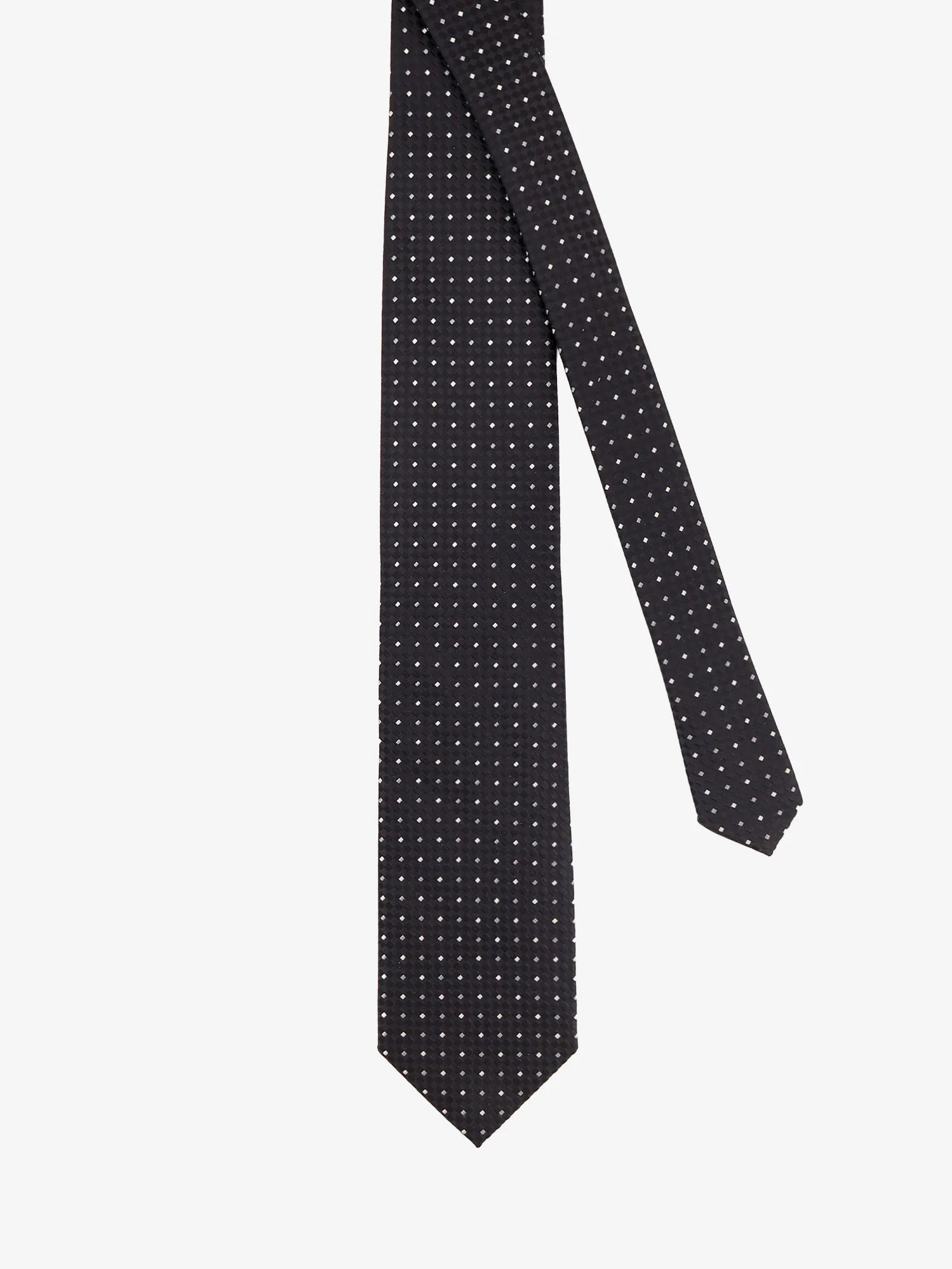 Silk tie with geometric pattern