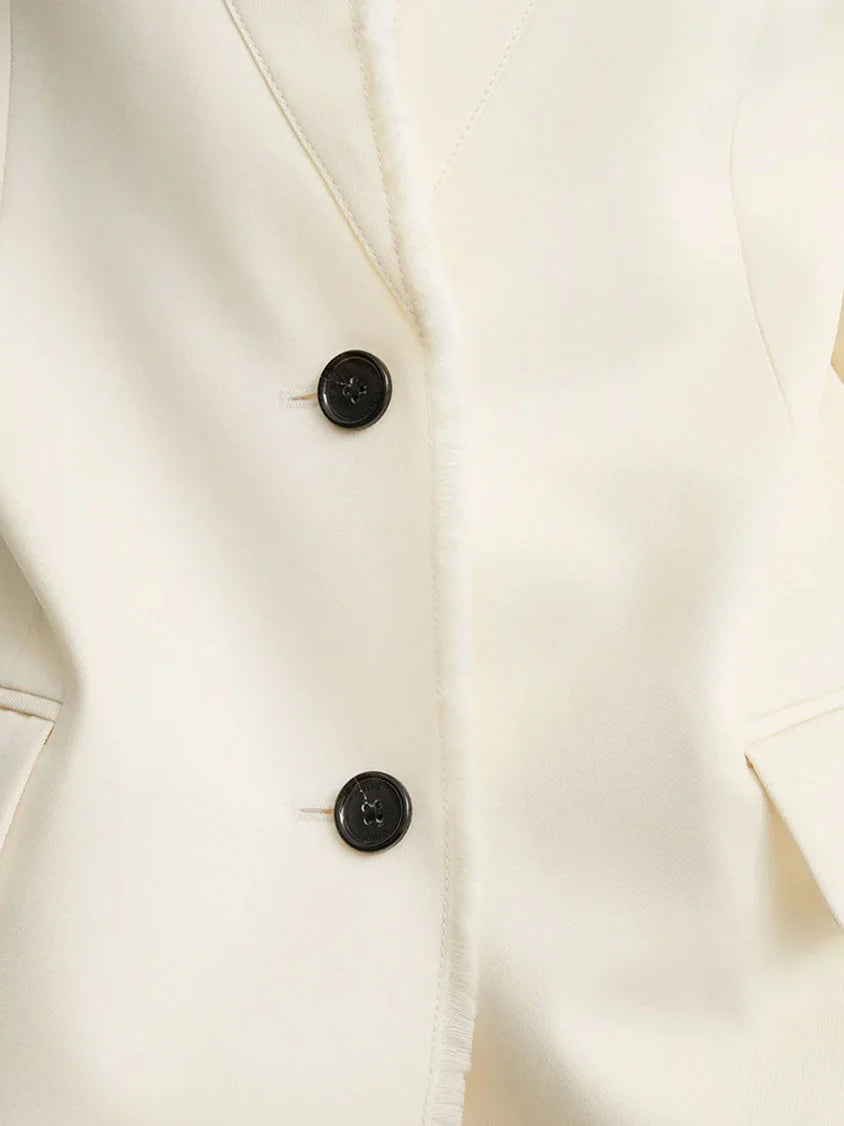 Raw lapel blazer