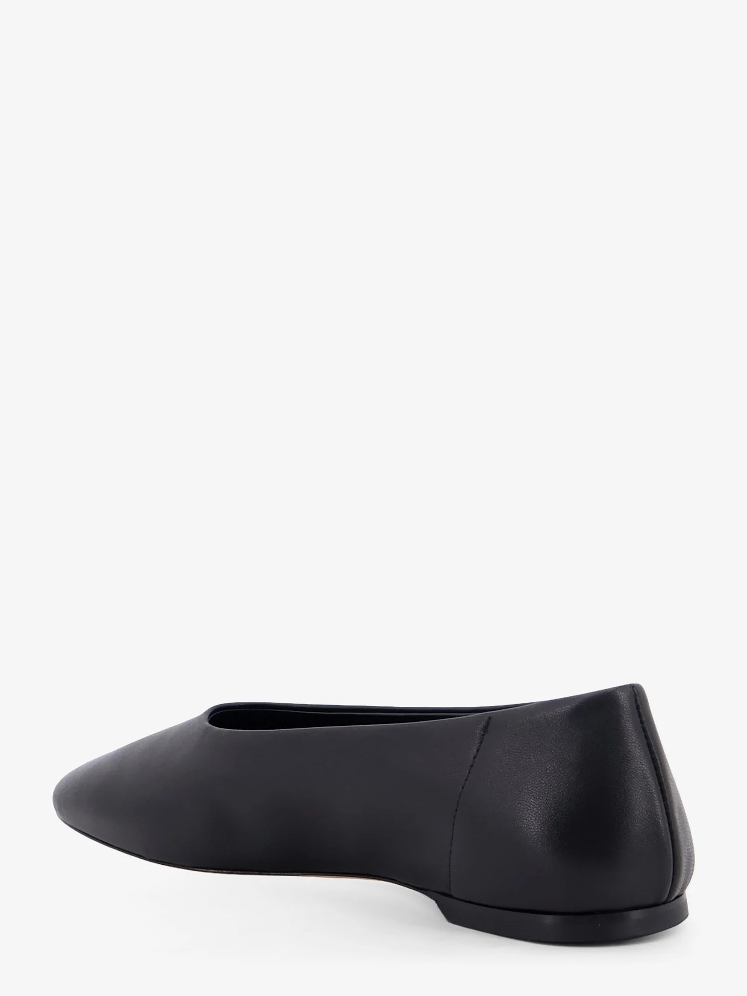 Leather ballerinas