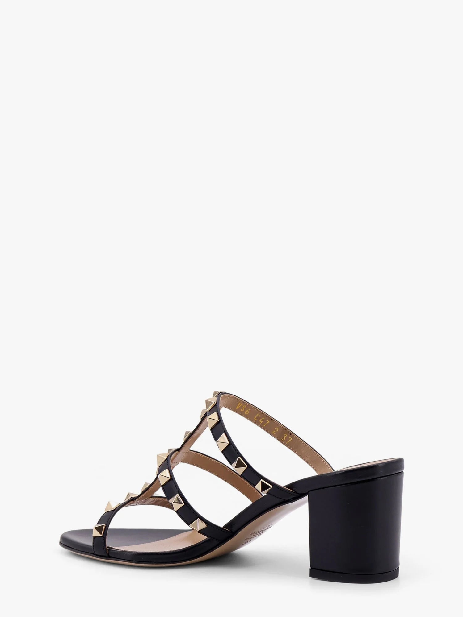 Rockstuds leather sandals with iconic all-over studs