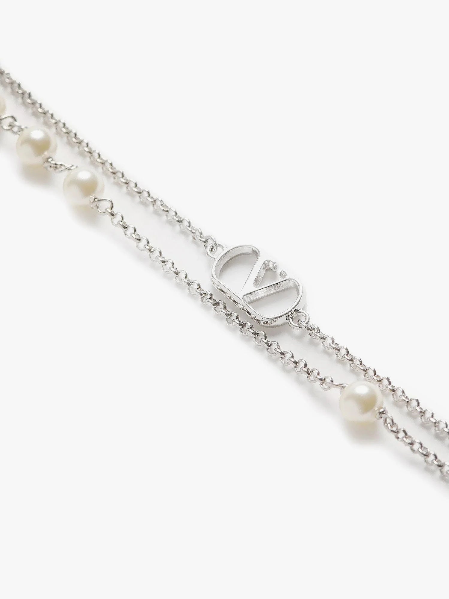 Metal and pearls VLogo Signature necklace