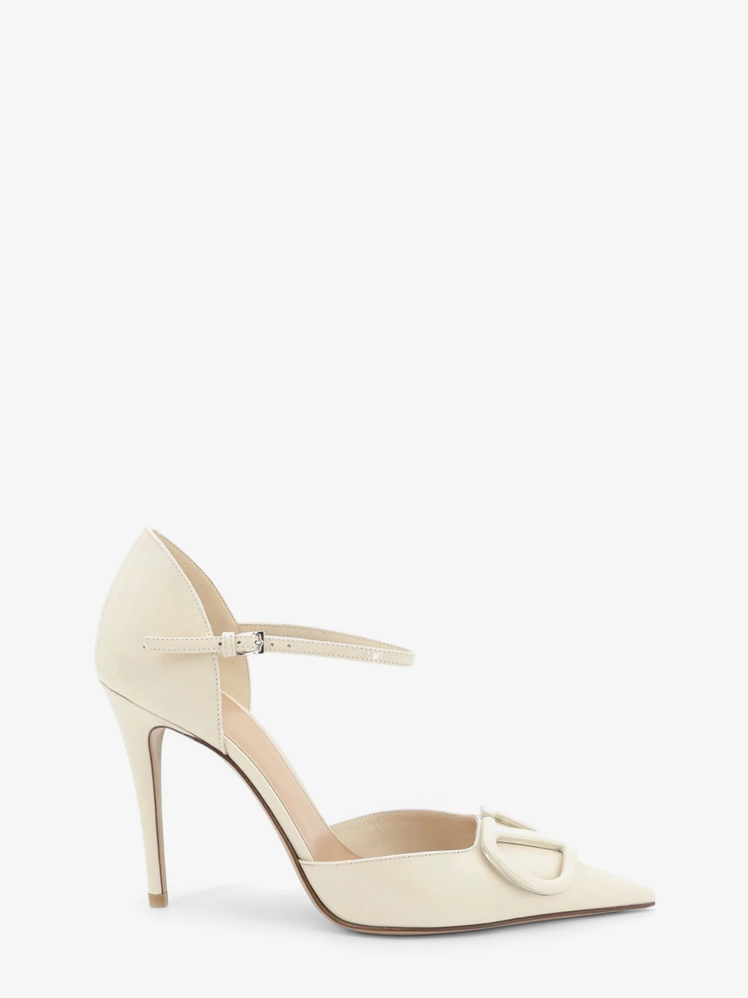 D'Orsay patent pumps with VLogo Signature