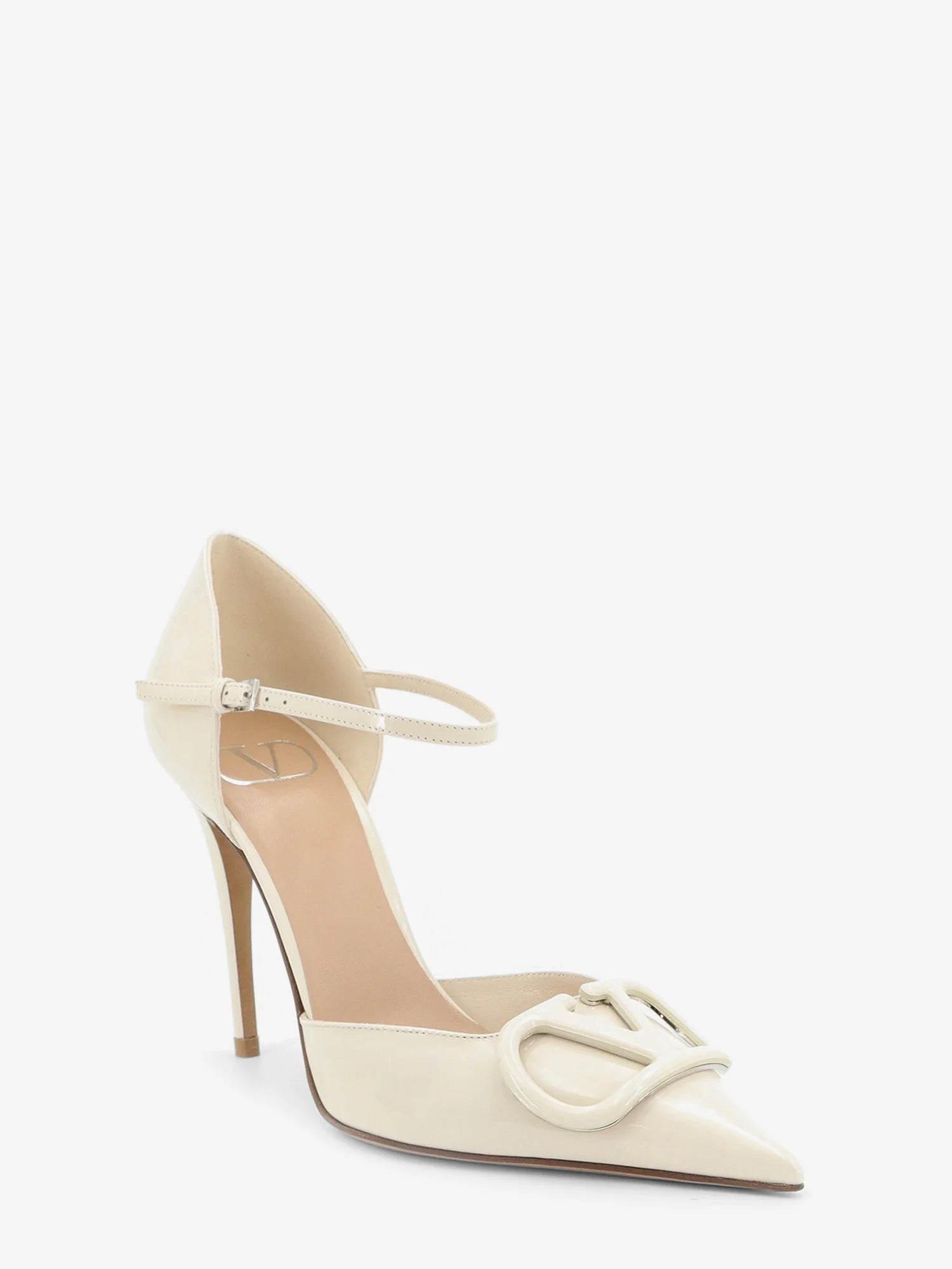 D'Orsay patent pumps with VLogo Signature