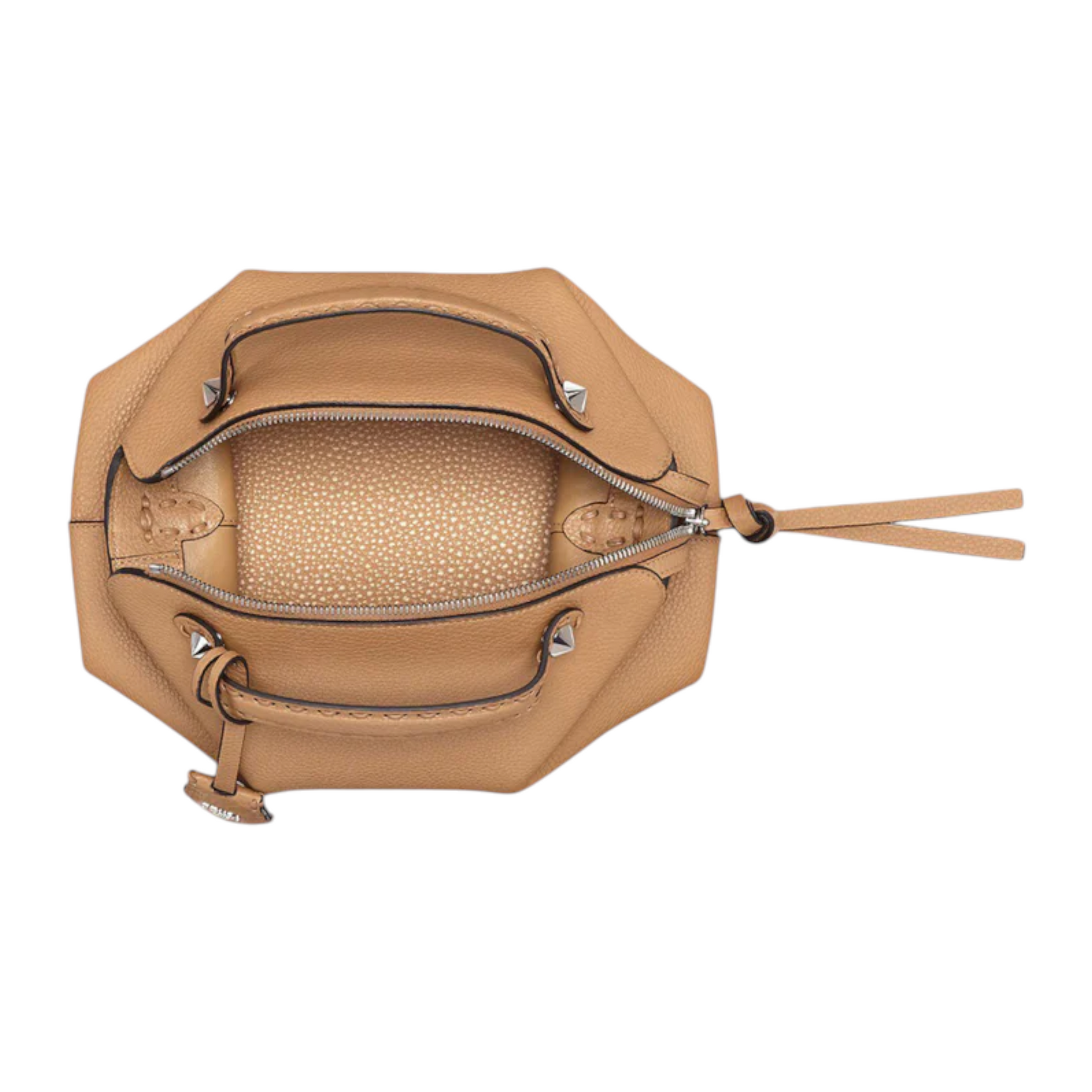 Fendi バイ ザ ウェイ セレリア ミディアム