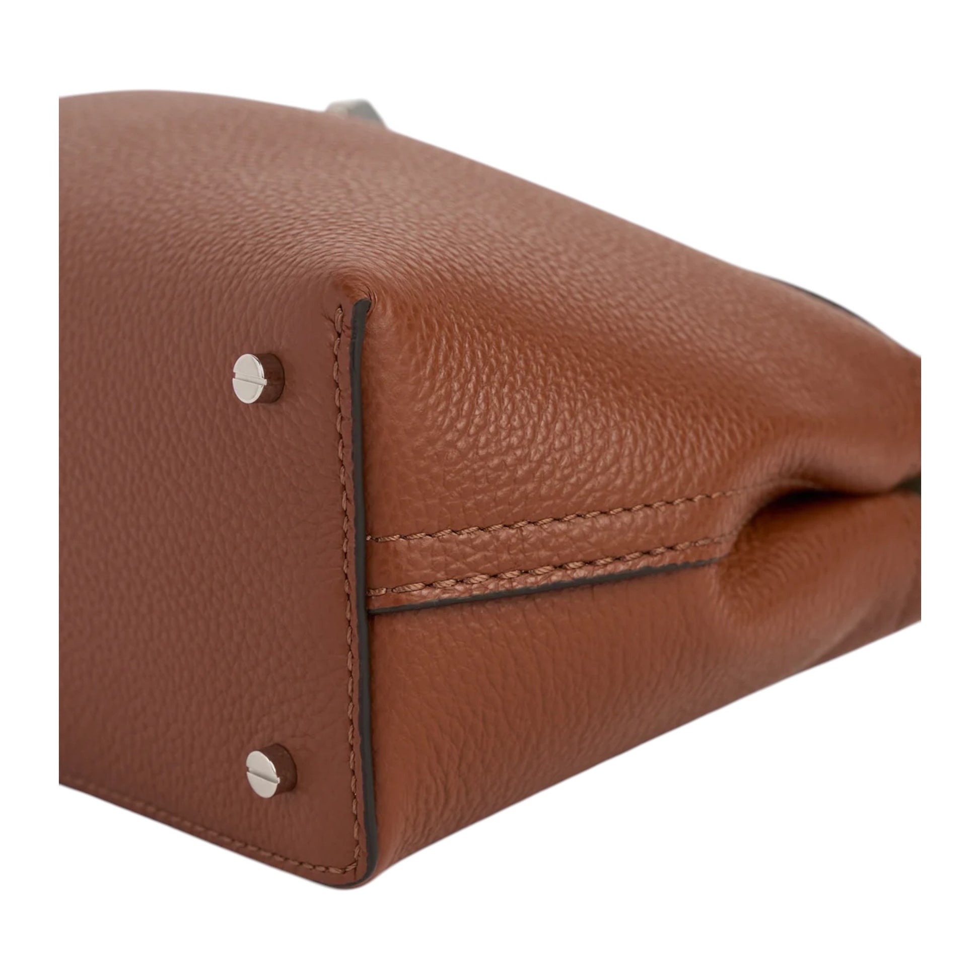 Toteme T-lock クラッチ ショルダーバッグ （グレインレザー）